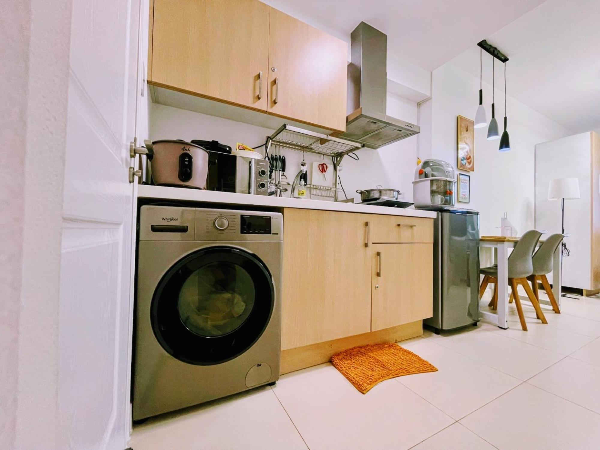 Acellyne'S Suites At The Residences At Commonwealth By Century Quezon City Camera foto