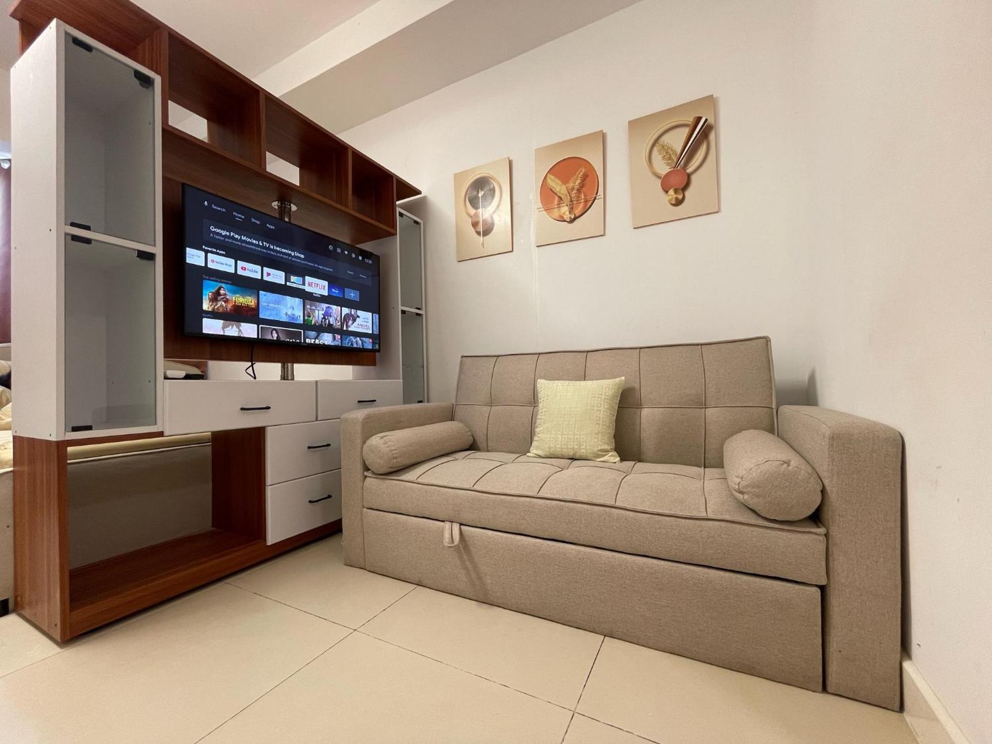 Acellyne'S Suites At The Residences At Commonwealth By Century Quezon City Camera foto