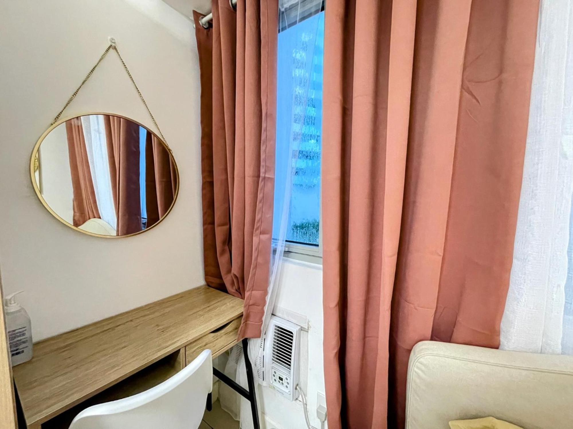 Acellyne'S Suites At The Residences At Commonwealth By Century Quezon City Camera foto