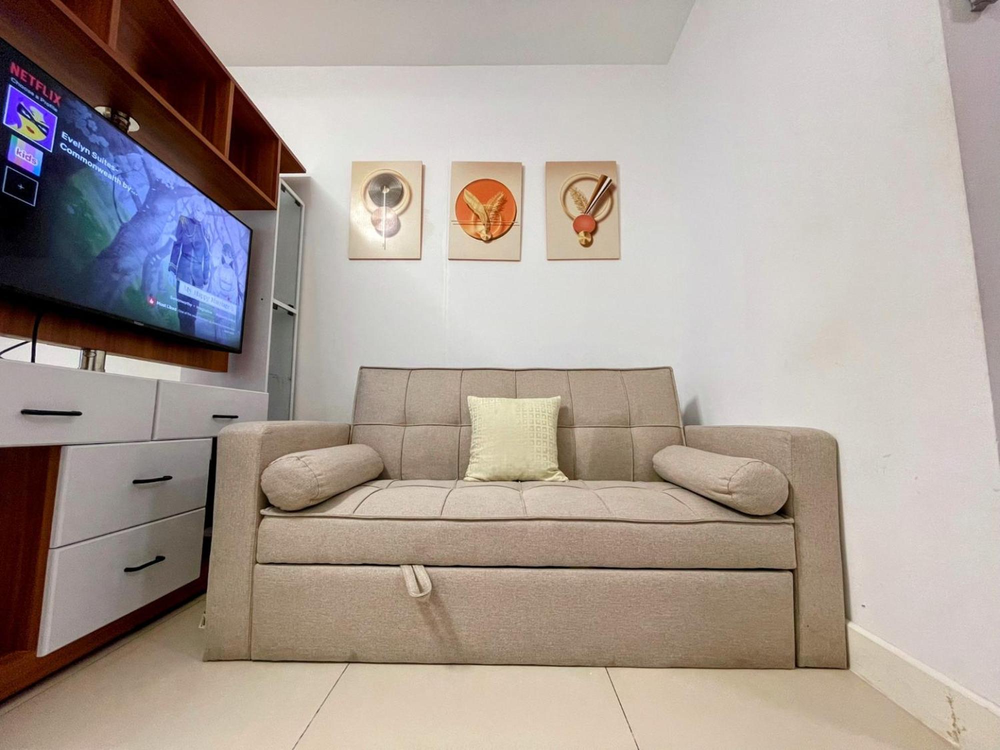 Acellyne'S Suites At The Residences At Commonwealth By Century Quezon City Camera foto